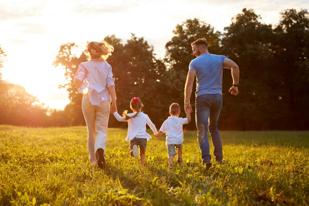Dr David Bilstrom Autoimmune Functional Medicine Doctor Family or Children Using pH Structured Silver